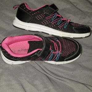 Running shoes